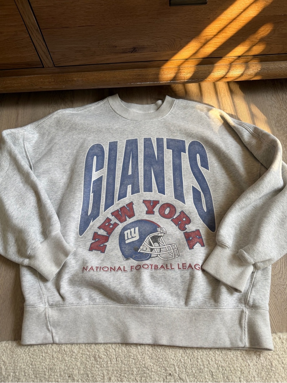 Abercrombie & Fitch NFL Team Apparel New York Giants Football Crewneck Small